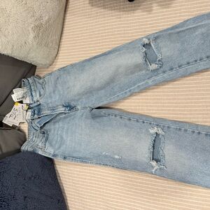 Stradivarius Light Blue Mom Slim Fit Jeans